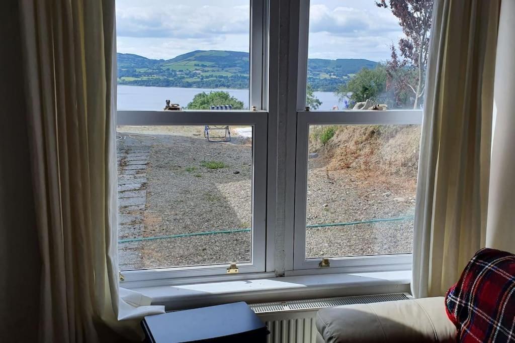 Cosy Self Contained Cottage With Stunning Views Killaloe Esterno foto